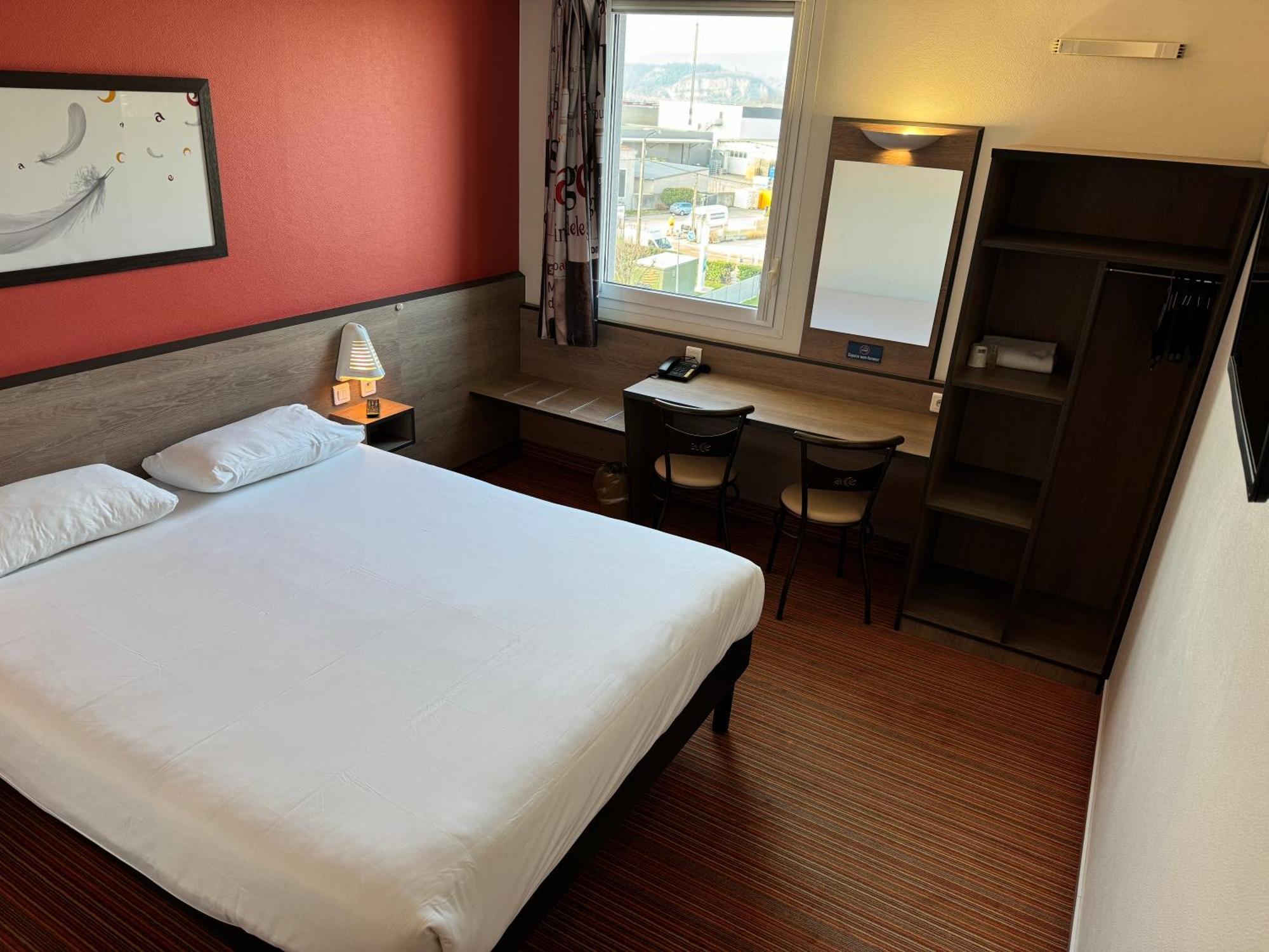 Hotel Ace Valence